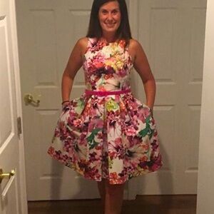 WOW ELIZA H Floral fit and flare dress